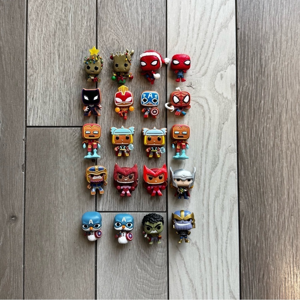 Funko Pop Collection 20 Figures of 1.5”  | Marvel Gingerbread |